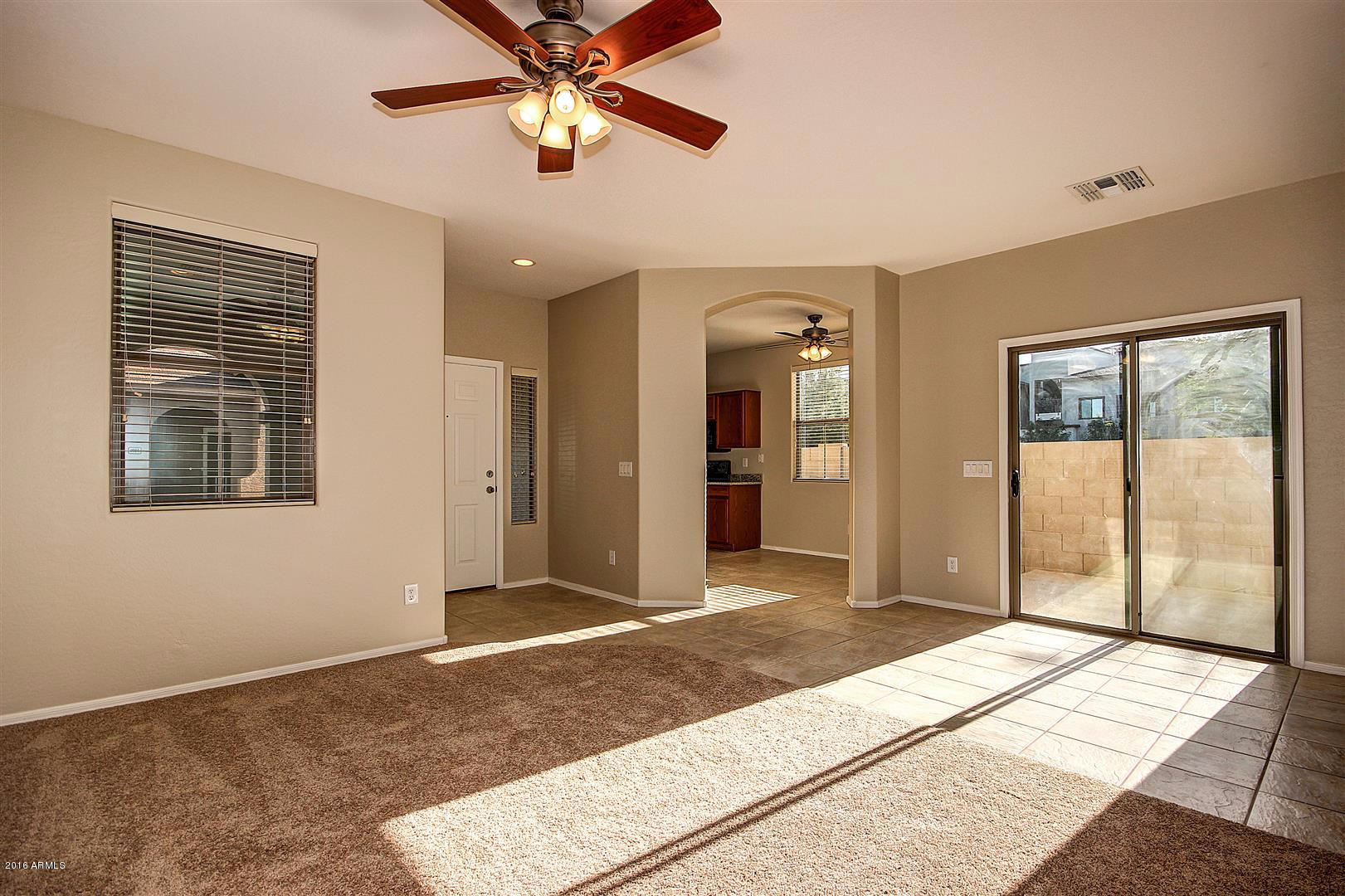 1986 East Del Rio Street Gilbert, AZ 85295 - Photo 5 of 29 great room