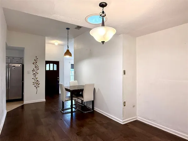 $1,695 | 13222 Pebblewalk Circle North, Houston, TX 77041