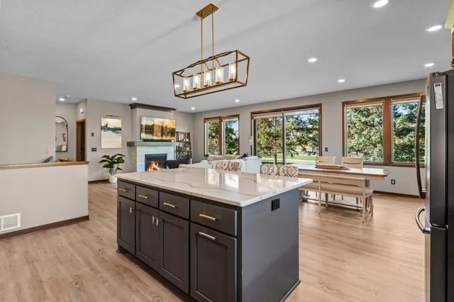 $564,900 | 5194 Sundial Lane, Woodbury, MN 55129