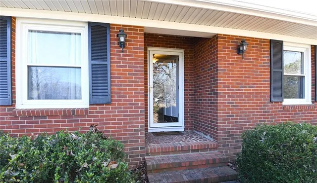$335,000 | 3008 Harnett Drive, Greensboro, NC 27407