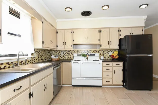 $335,000 | 3008 Harnett Drive, Greensboro, NC 27407