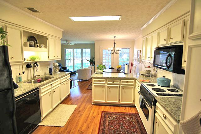 4845 Oak Ridge Drive Columbus, GA 31909 - Photo 6 of 17 Gallery Image 6