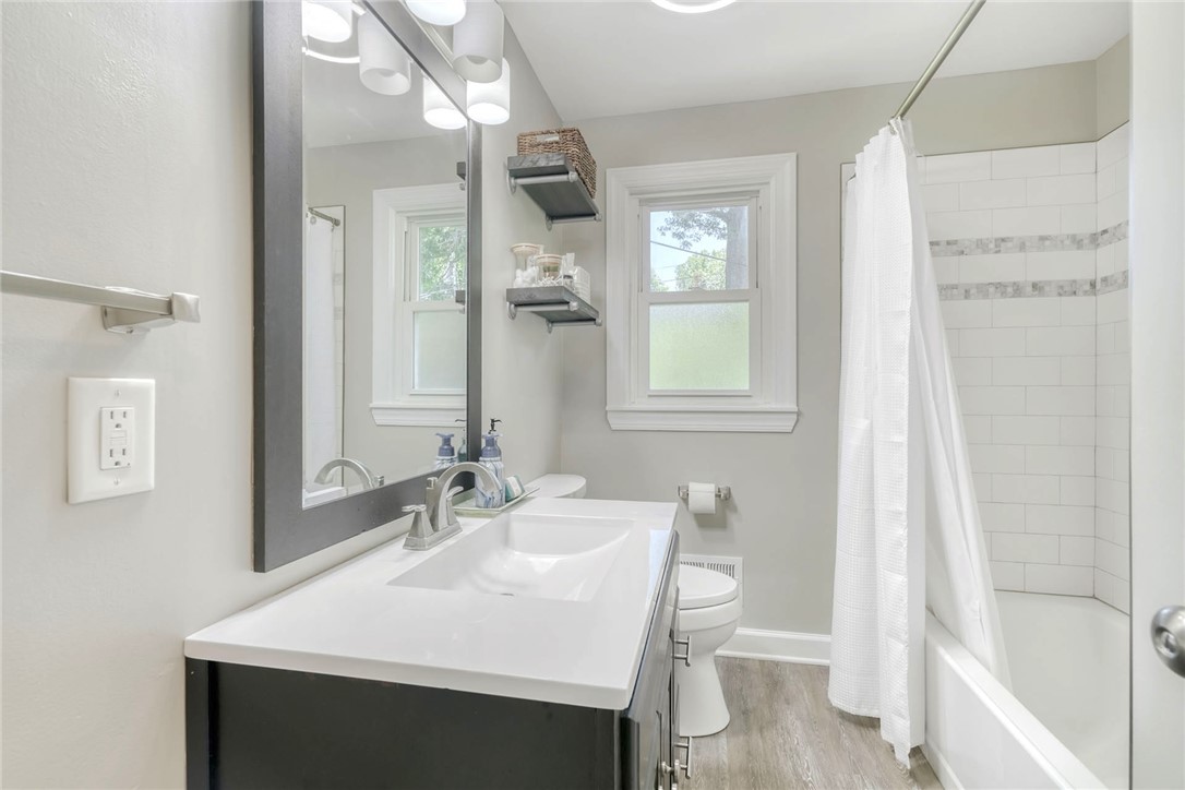 661 Adeline Drive Webster, NY 14580 - Photo 20 of 48