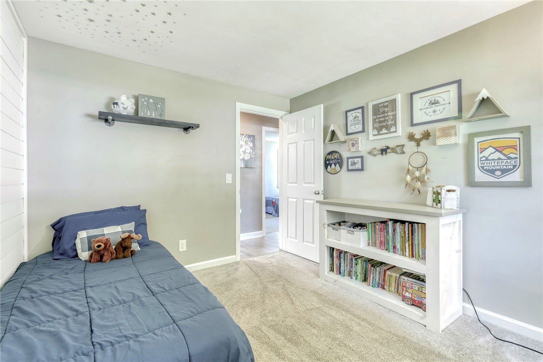 661 Adeline Drive Webster, NY 14580 - Photo 23 of 48