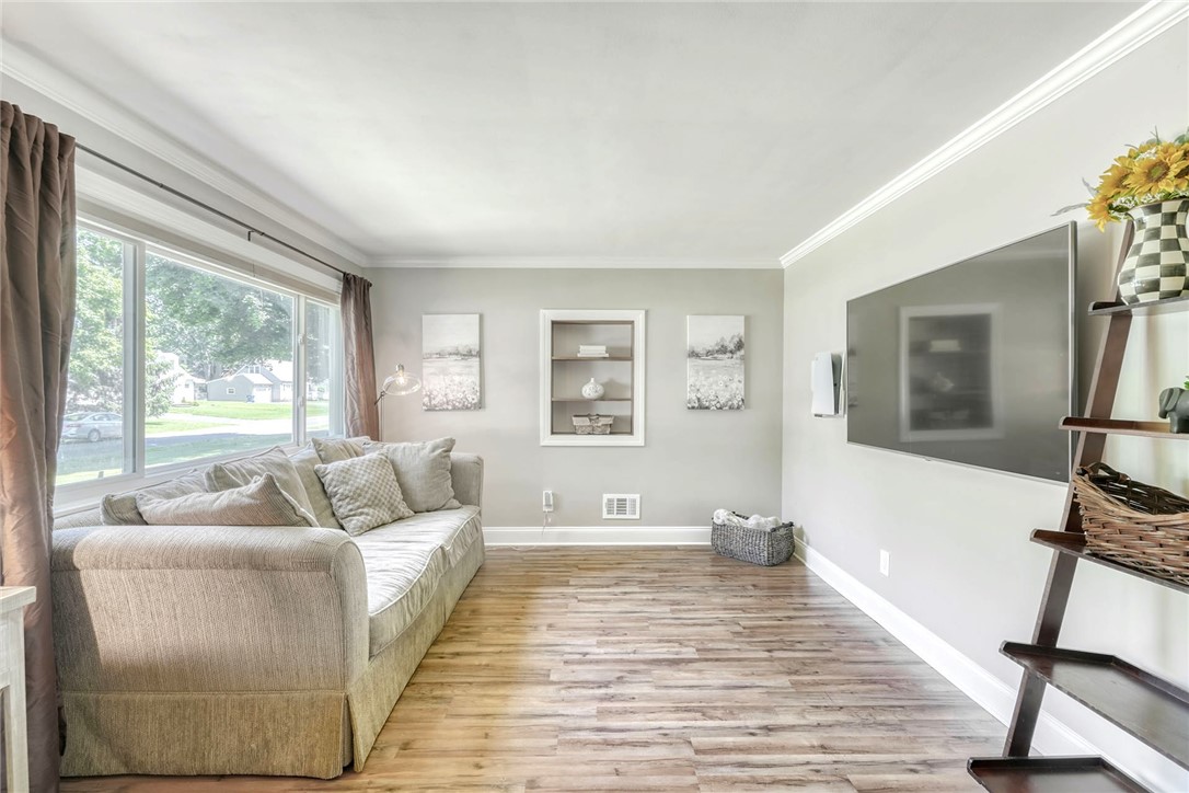 661 Adeline Drive Webster, NY 14580 - Photo 6 of 48