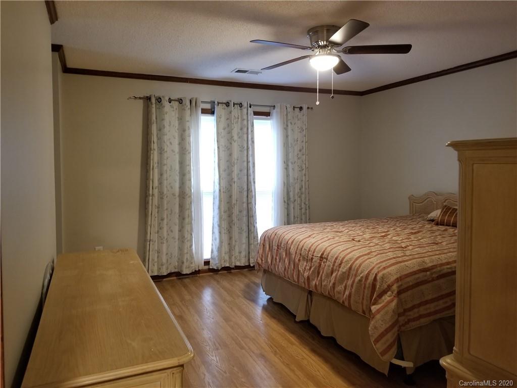 21202 Pine Ridge Drive Cornelius, NC 28031 - Photo 25 of 36