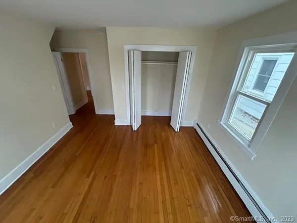 $2,800 | 12 Trumbull Street, Unit 1, Stonington, CT 06378