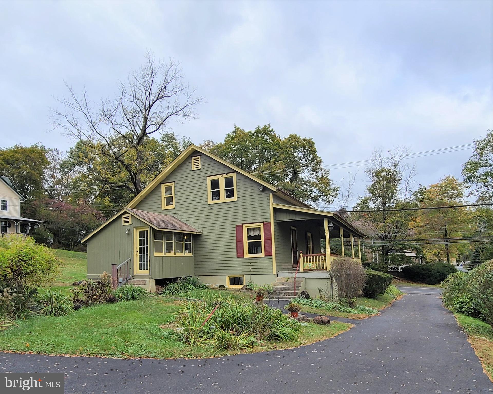 2644 Durham Road Doylestown, PA 18902 - Photo 3 of 24 Gallery Image 3