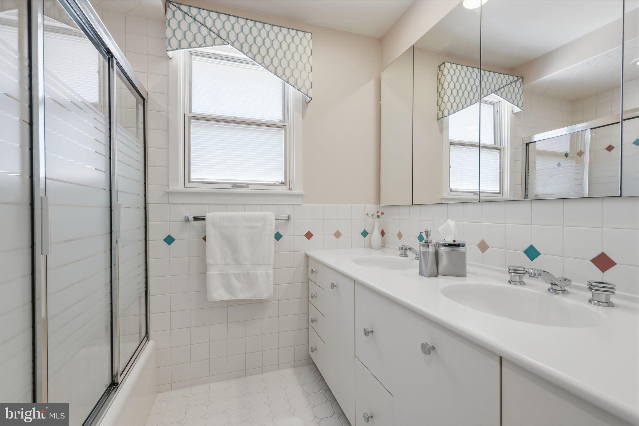 3794 Ridgeview Road Huntingdon Valley, PA 19006 - Photo 48 of 63 Bathroom