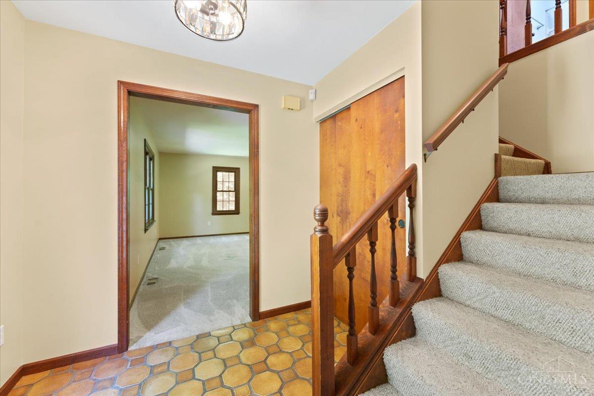 10911 Gosling Road Cincinnati, OH 45252 - Photo 24 of 73