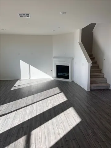 $3,400 | 33125 Toledo Bend Drive, Winchester, CA 92596