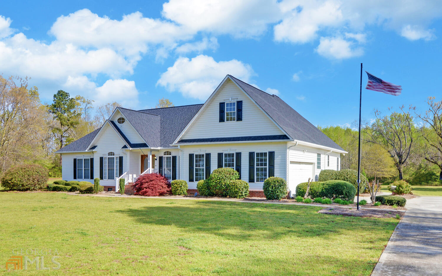 60 Eagle Heights Road Canon, GA 30520 - Photo 1 of 1 a front view of a house with a yard