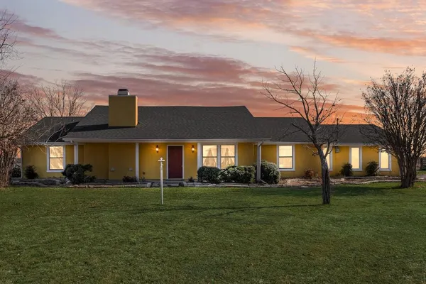 $625,000 | 1439 Davis Lane, Terrell, TX 75160