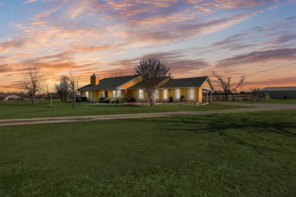 $625,000 | 1439 Davis Lane, Terrell, TX 75160