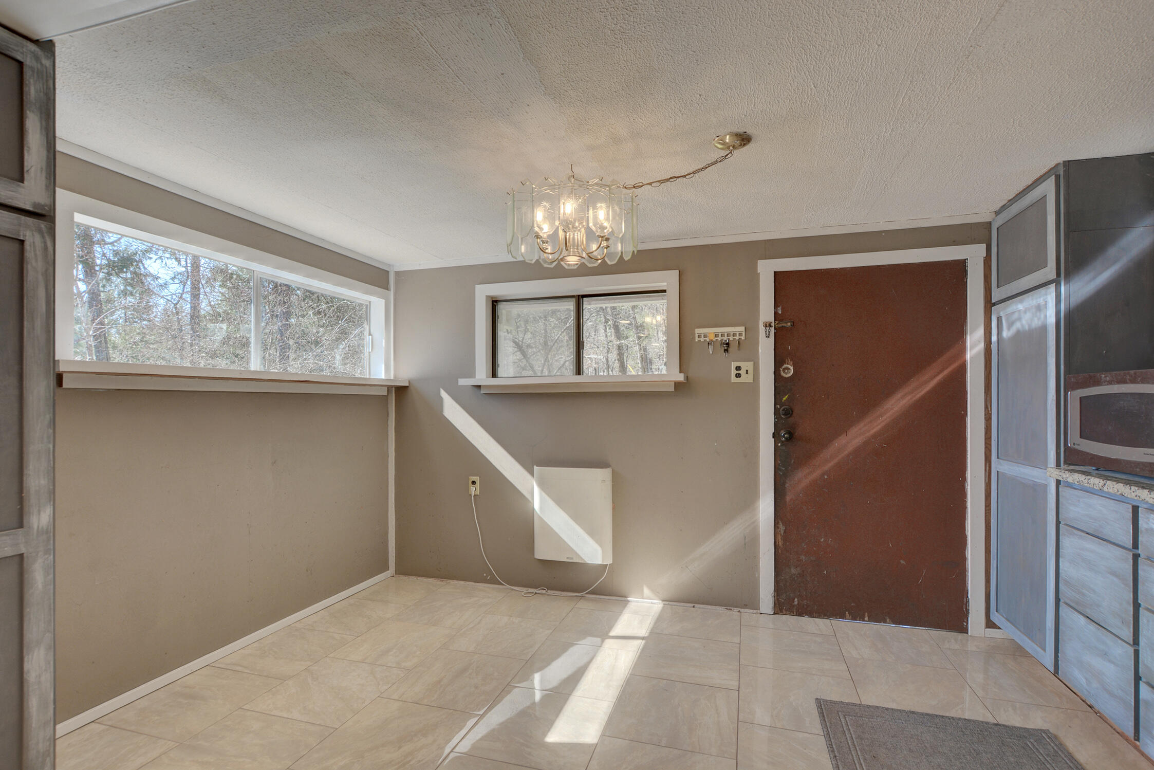 5492 Highway 227 Trail, OR 97541 - Photo 18 of 57