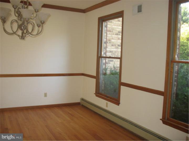 196 Harrison Road Chesterfield, NJ 08515 - Photo 3 of 25 Dining Room