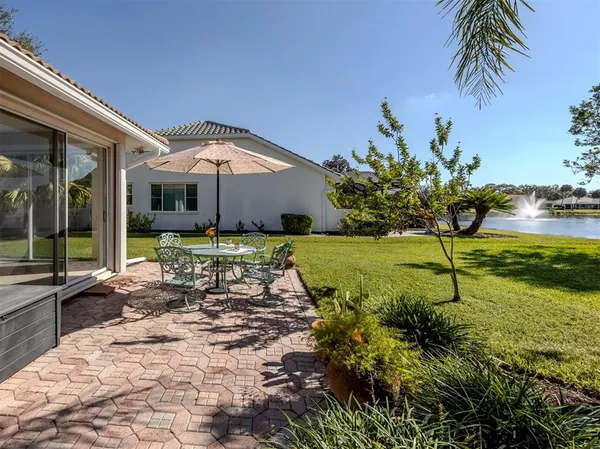 $445,000 | 155 Grand Oak Circle, Venice, FL 34292