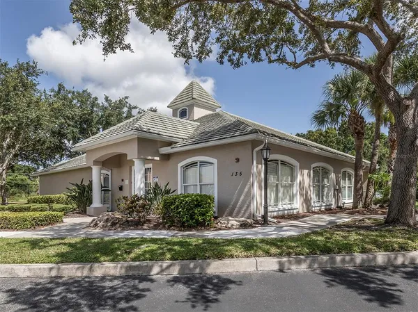 $445,000 | 155 Grand Oak Circle, Venice, FL 34292
