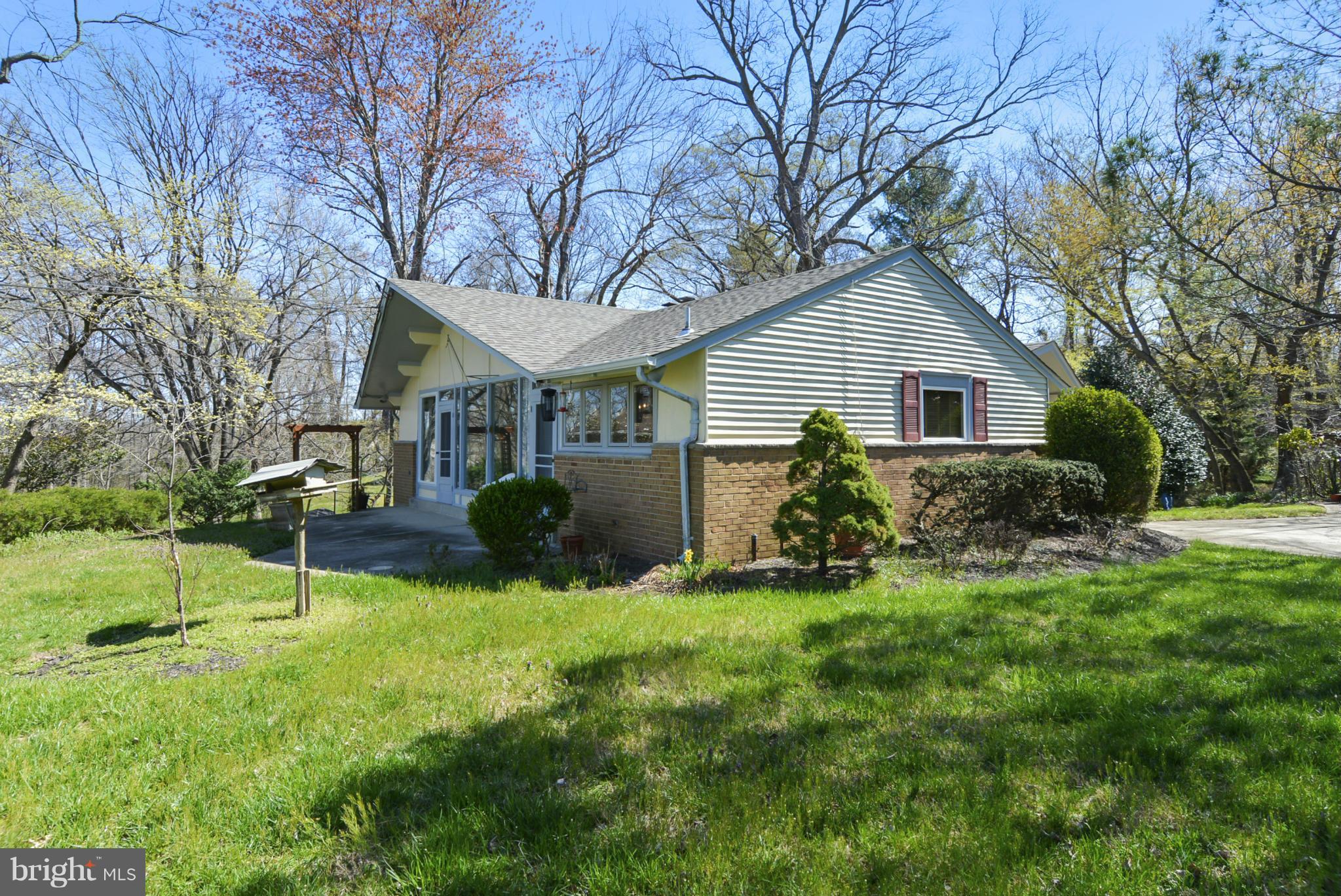 437 Rosier Road Fort Washington, MD 20744 - Photo 3 of 28 Exterior (General)