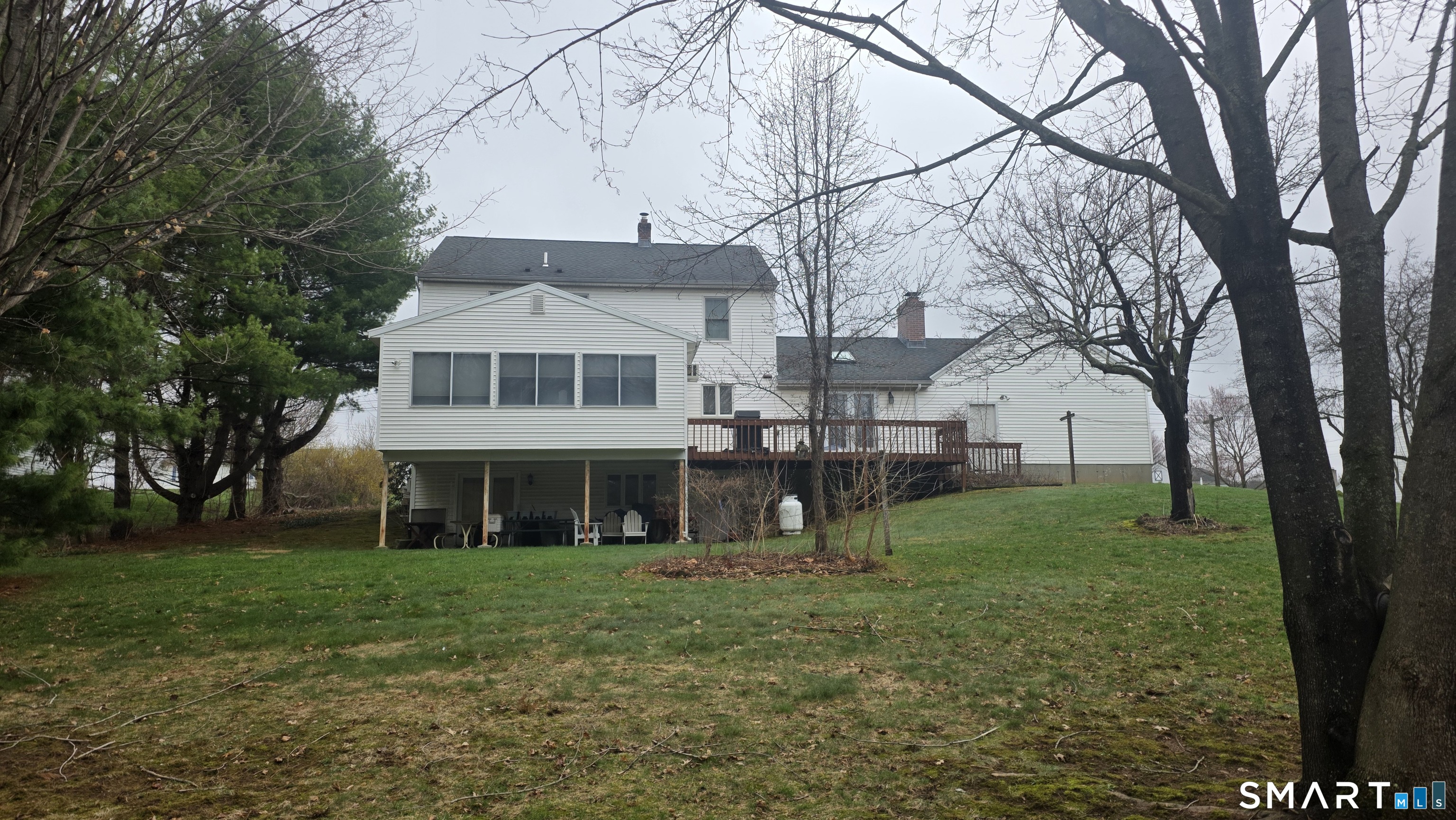 53 Hansen Farm Road North Haven, CT 06473 - Photo 3 of 8