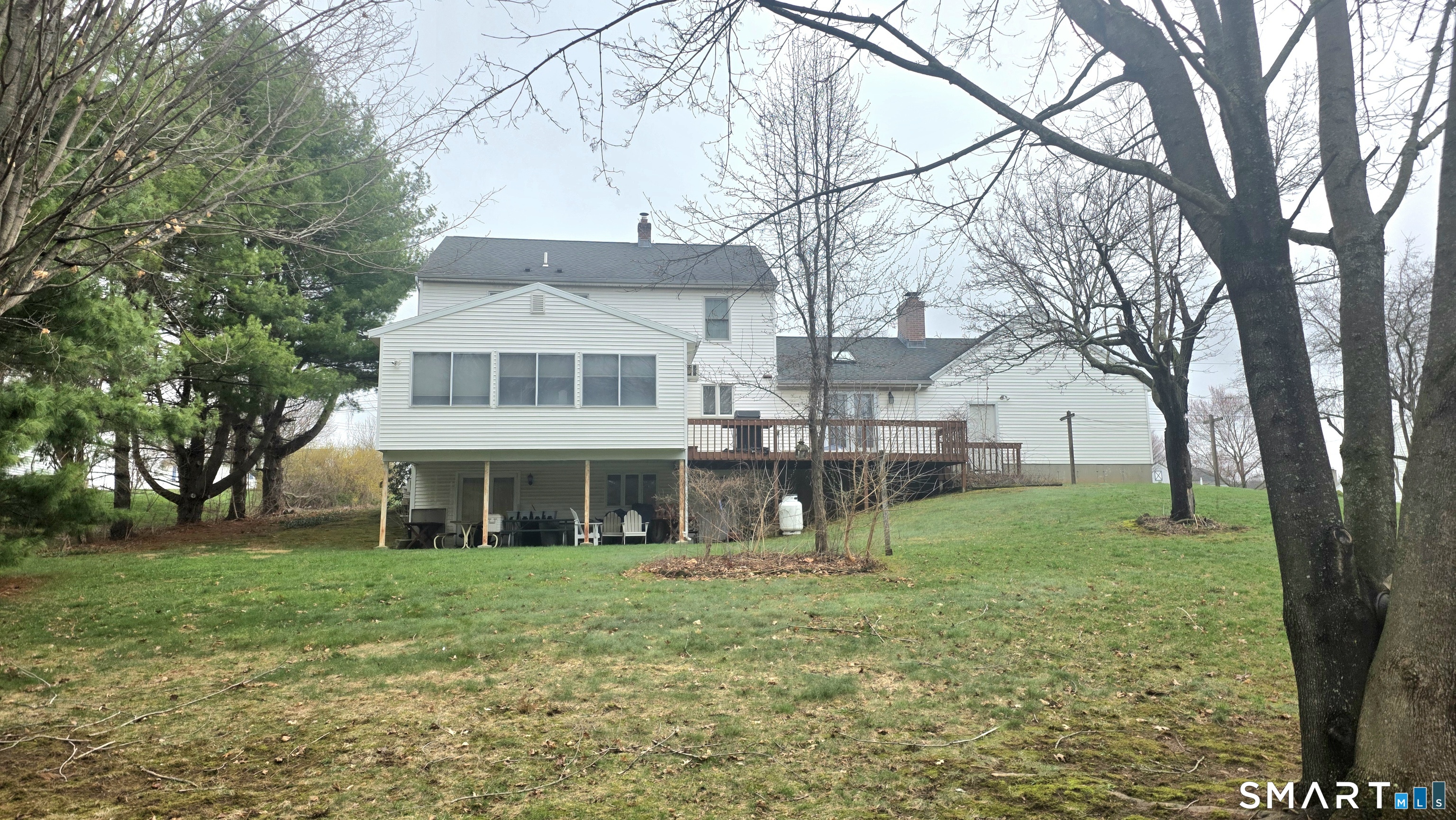 53 Hansen Farm Road North Haven, CT 06473 - Photo 4 of 8