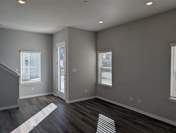 $1,925 | 9912 A Clark Road, Unit C, Houston, TX 77076