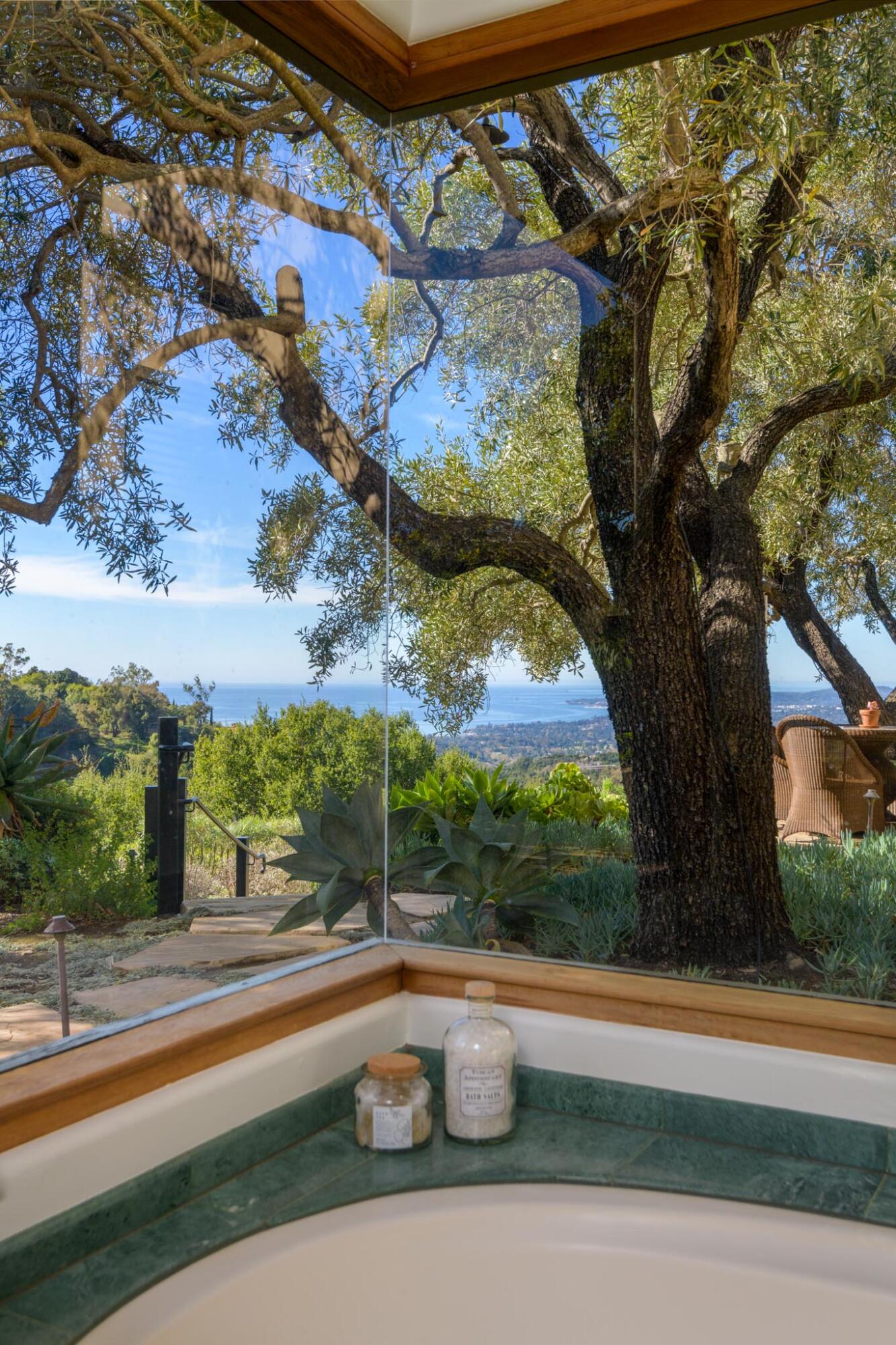 3035 Hidden Valley Lane Montecito, CA 93108 - Photo 12 of 16 017