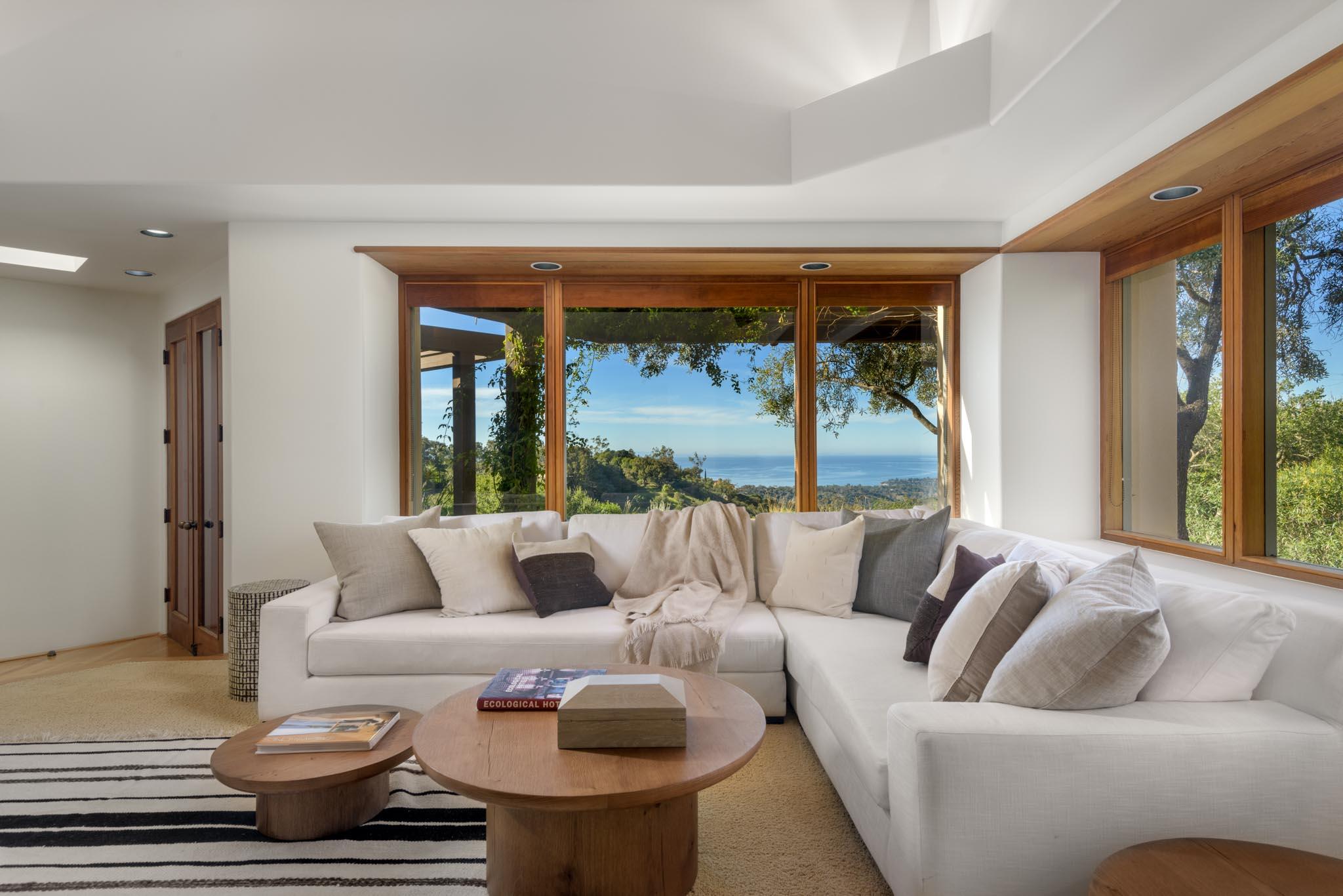 3035 Hidden Valley Lane Montecito, CA 93108 - Photo 7 of 16 004