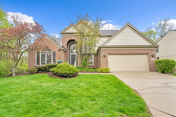 $599,900 | 16063 Homestead Circle, Northville, MI 48168
