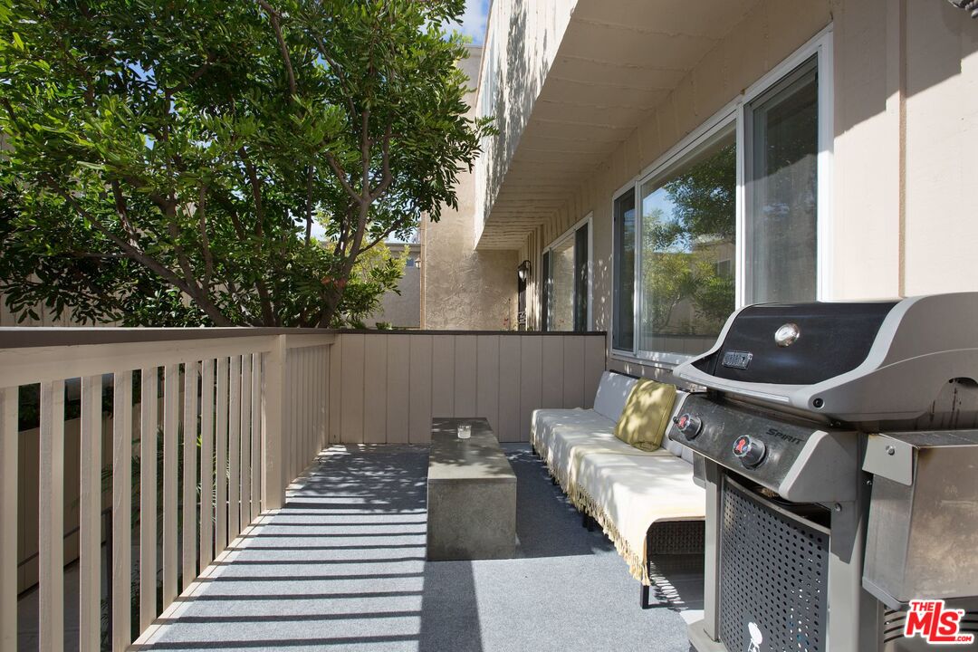 8025 Redlands Street, Unit 29 Playa del Rey, CA 90293 - Photo 26 of 33 Gallery Image 26
