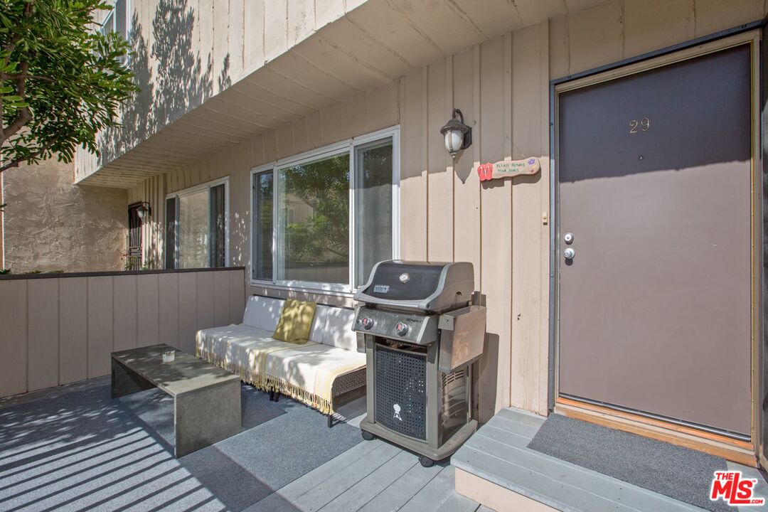 8025 Redlands Street, Unit 29 Playa del Rey, CA 90293 - Photo 27 of 33 Gallery Image 27
