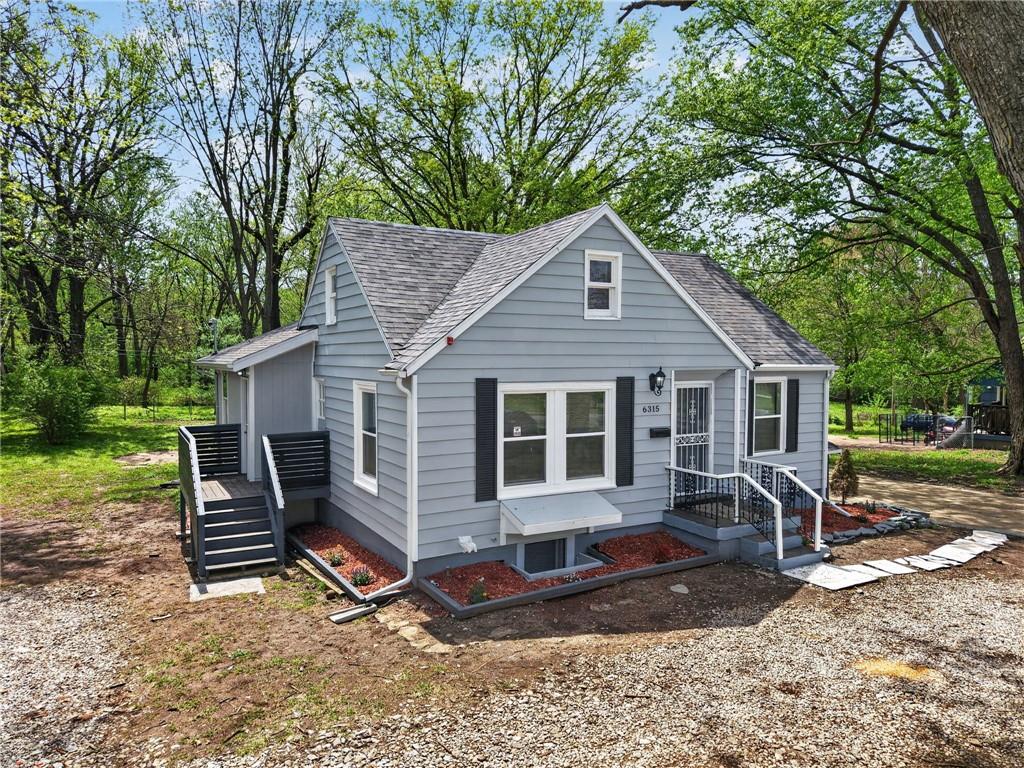 6315 East Red Bridge Road Kansas City, MO 64134 - Photo 2 of 34