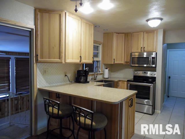 16279 East Cherokee Road Cuba, IL 61427 - Photo 11 of 38