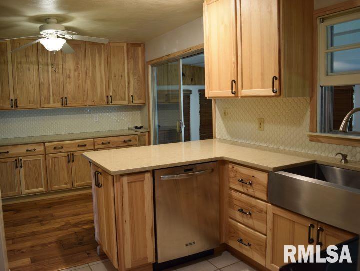 16279 East Cherokee Road Cuba, IL 61427 - Photo 15 of 36