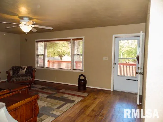 $349,000 | 16279 East Cherokee Road, Cuba, IL 61427