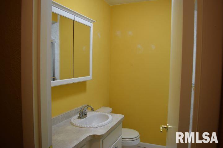 16279 East Cherokee Road Cuba, IL 61427 - Photo 21 of 36