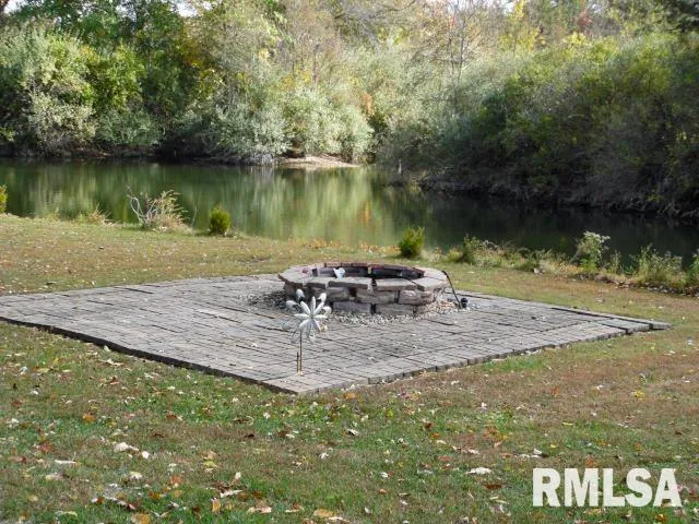 $349,000 | 16279 East Cherokee Road, Cuba, IL 61427