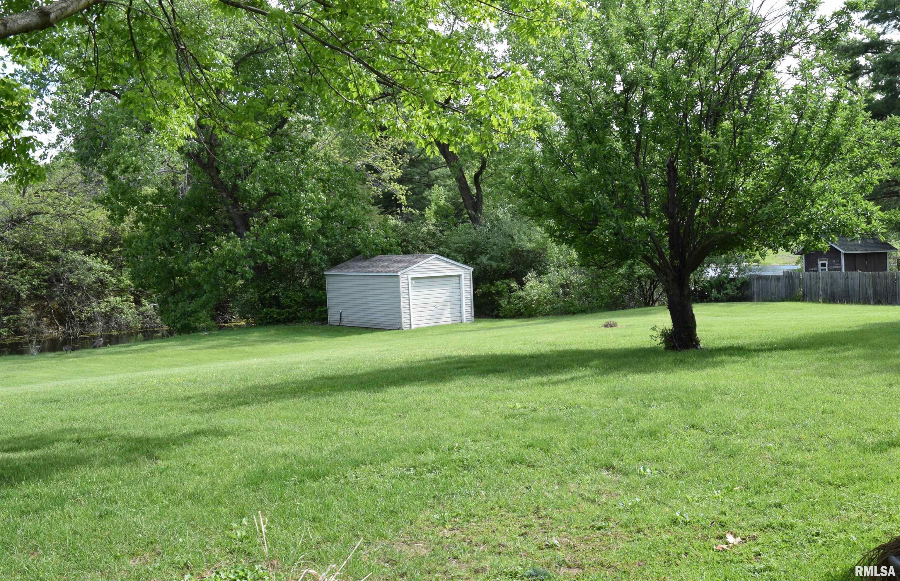 16279 East Cherokee Road Cuba, IL 61427 - Photo 29 of 36