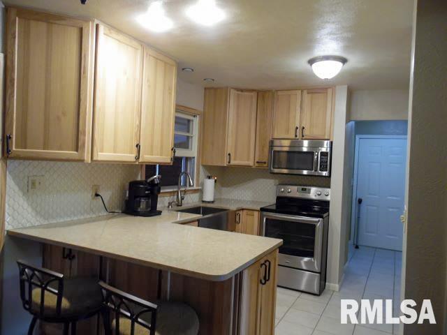 16279 East Cherokee Road Cuba, IL 61427 - Photo 5 of 38