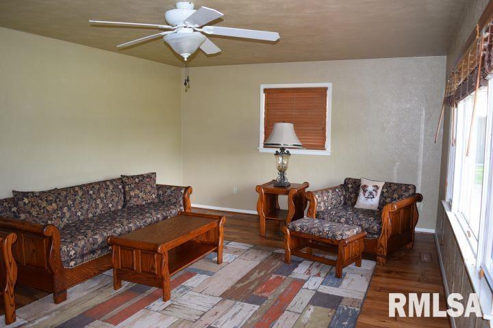 16279 East Cherokee Road Cuba, IL 61427 - Photo 6 of 36