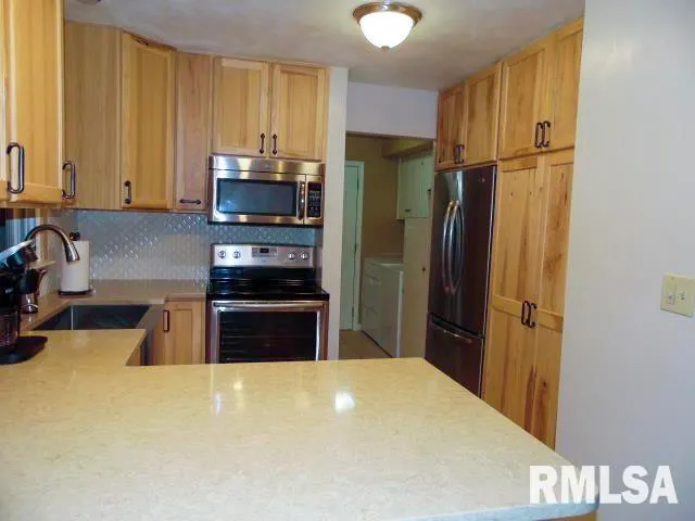 $349,000 | 16279 East Cherokee Road, Cuba, IL 61427