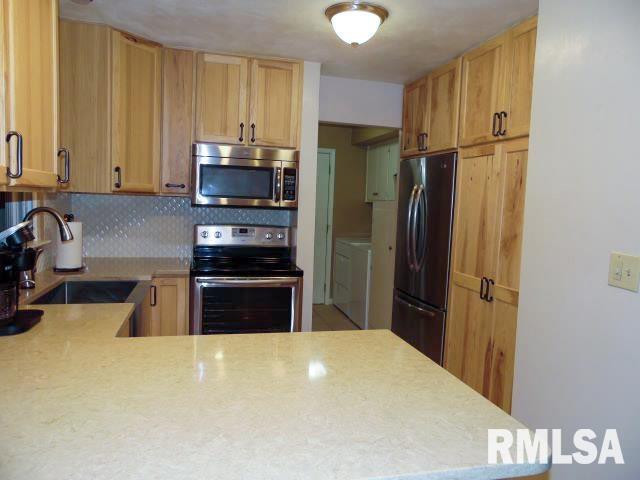 16279 East Cherokee Road Cuba, IL 61427 - Photo 9 of 38