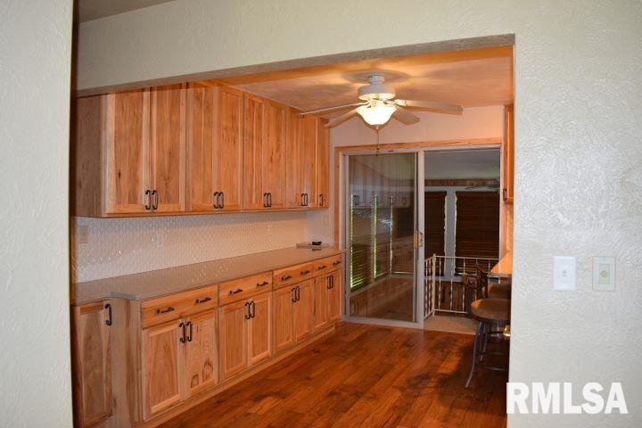 16279 East Cherokee Road Cuba, IL 61427 - Photo 10 of 36