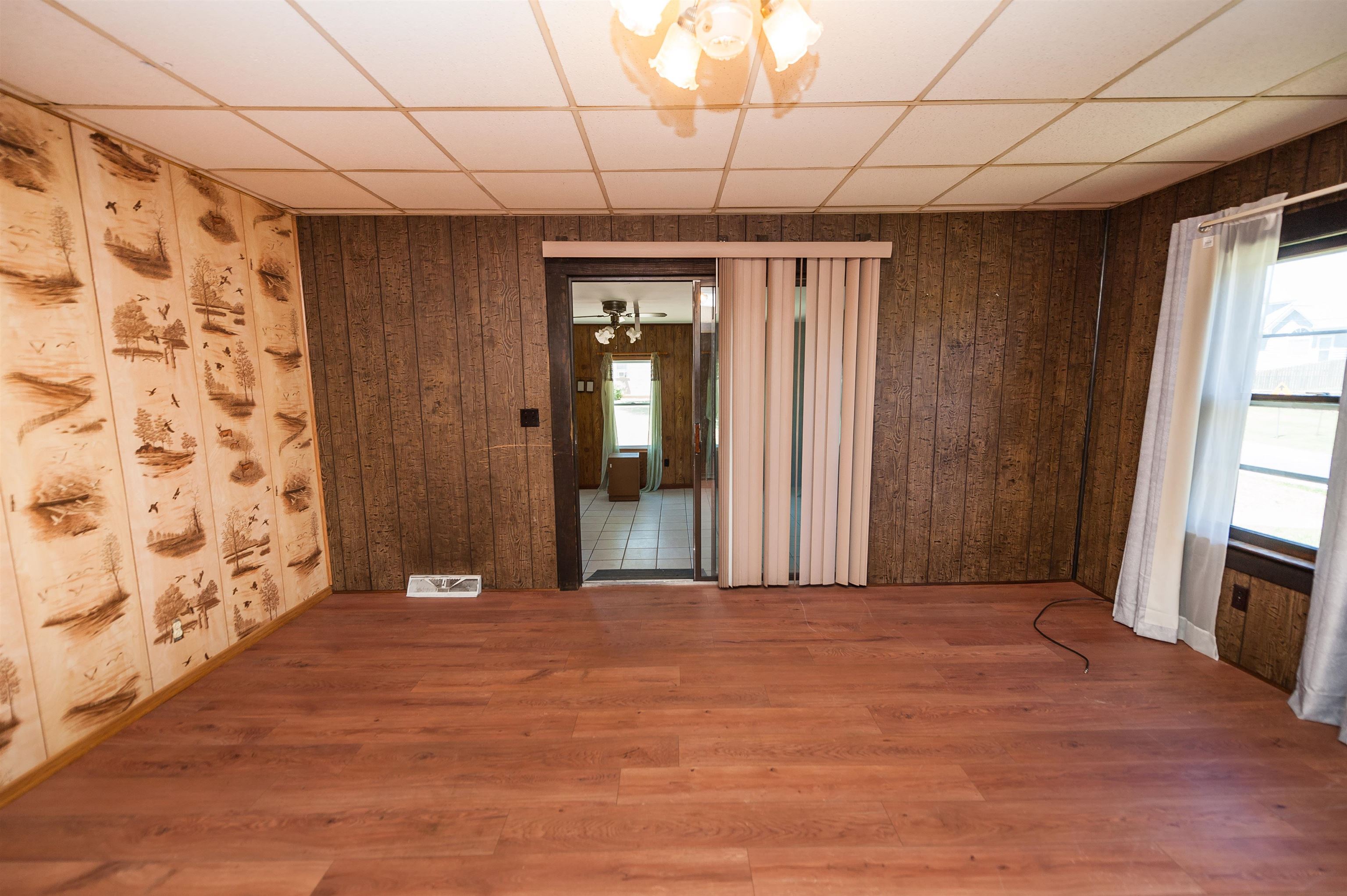 747 North Main Street Inman, SC 29349 - Photo 8 of 22 Gallery Image 8