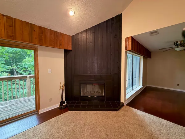 $243,000 | 9451 South Pointe Lasalles Drive, Unit 63, Bloomington, IN 47401