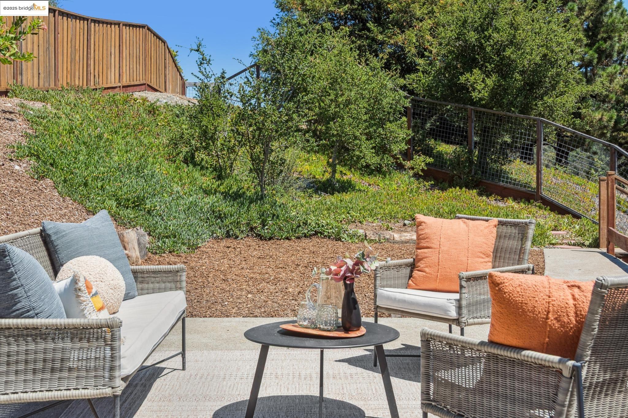 9 Yarmouth Court Oakland, CA 94619 - Photo 19 of 54