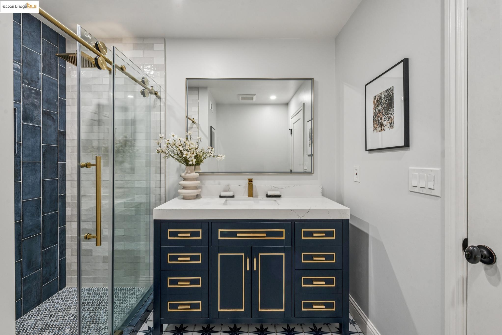 9 Yarmouth Court Oakland, CA 94619 - Photo 38 of 54