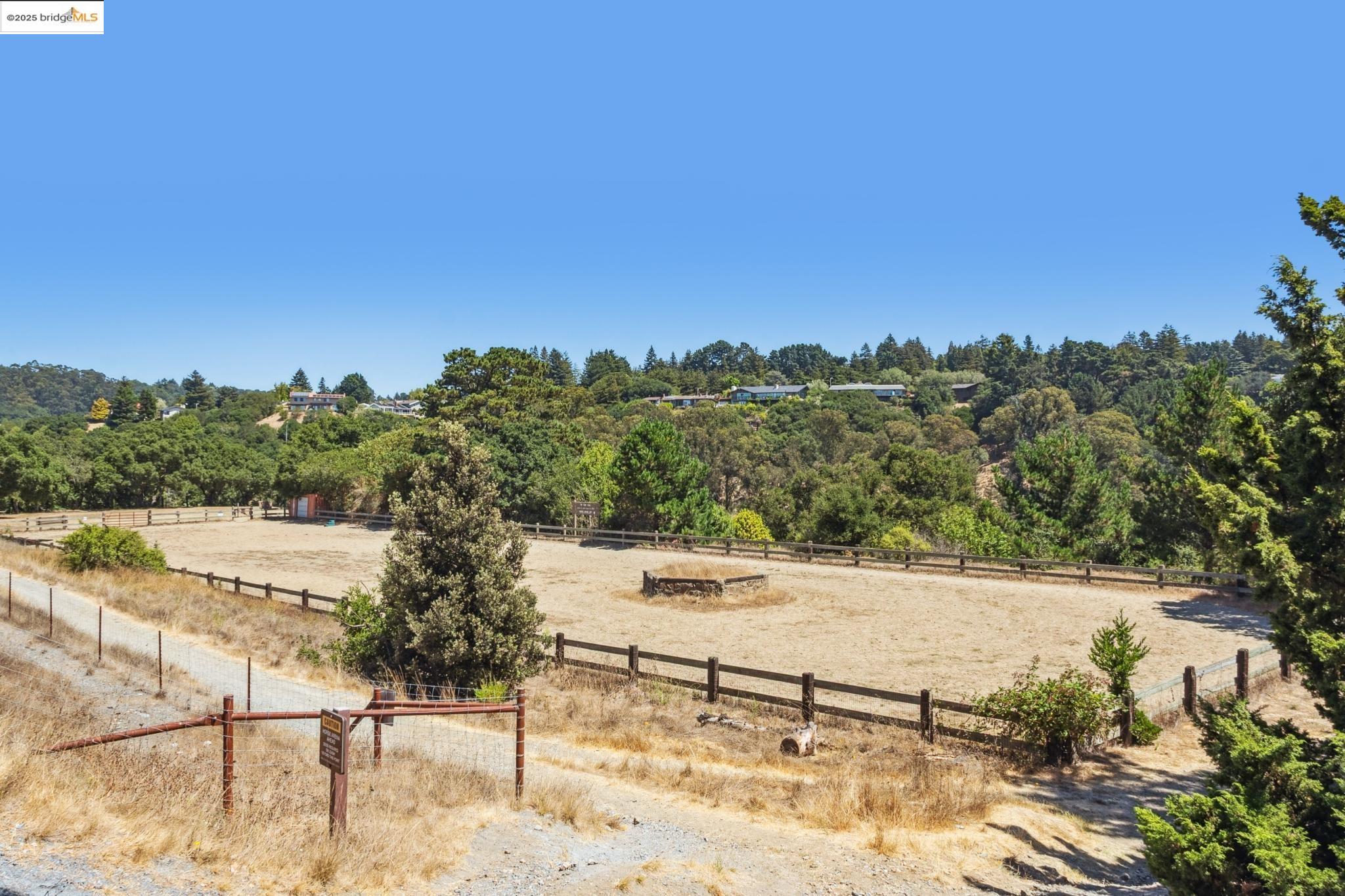 9 Yarmouth Court Oakland, CA 94619 - Photo 50 of 54