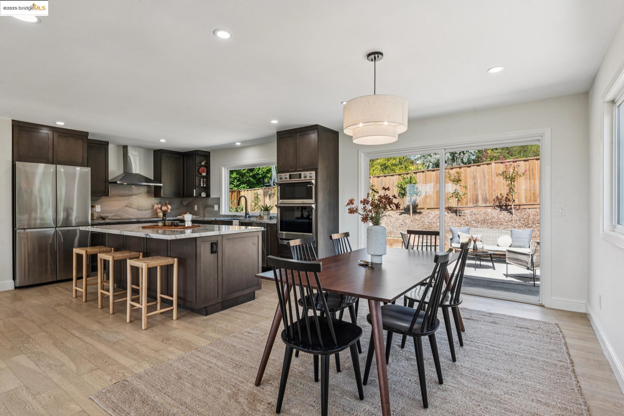 9 Yarmouth Court Oakland, CA 94619 - Photo 9 of 54