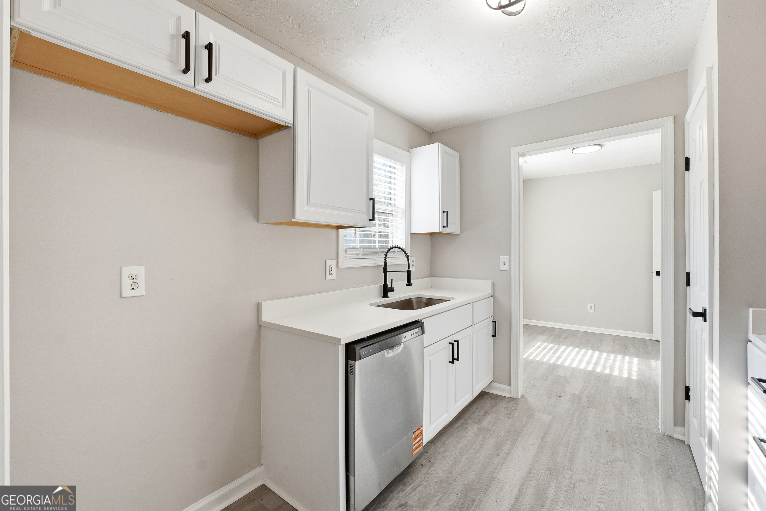 4480 English Loop Lithonia, GA 30038 - Photo 7 of 25